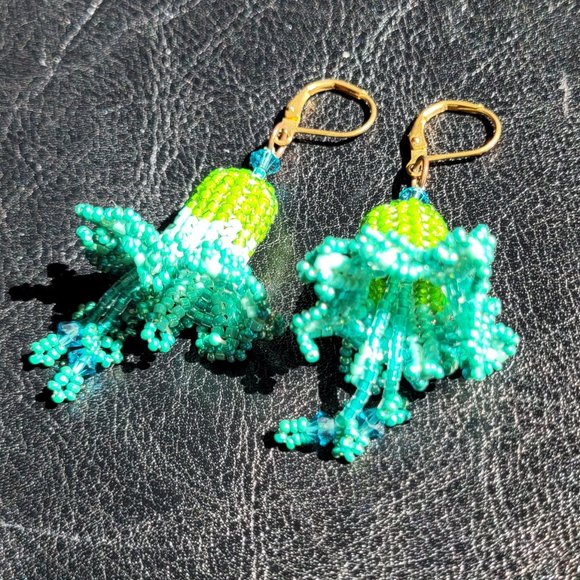 Artisan Beaded Earrings - Picture 5 of 6